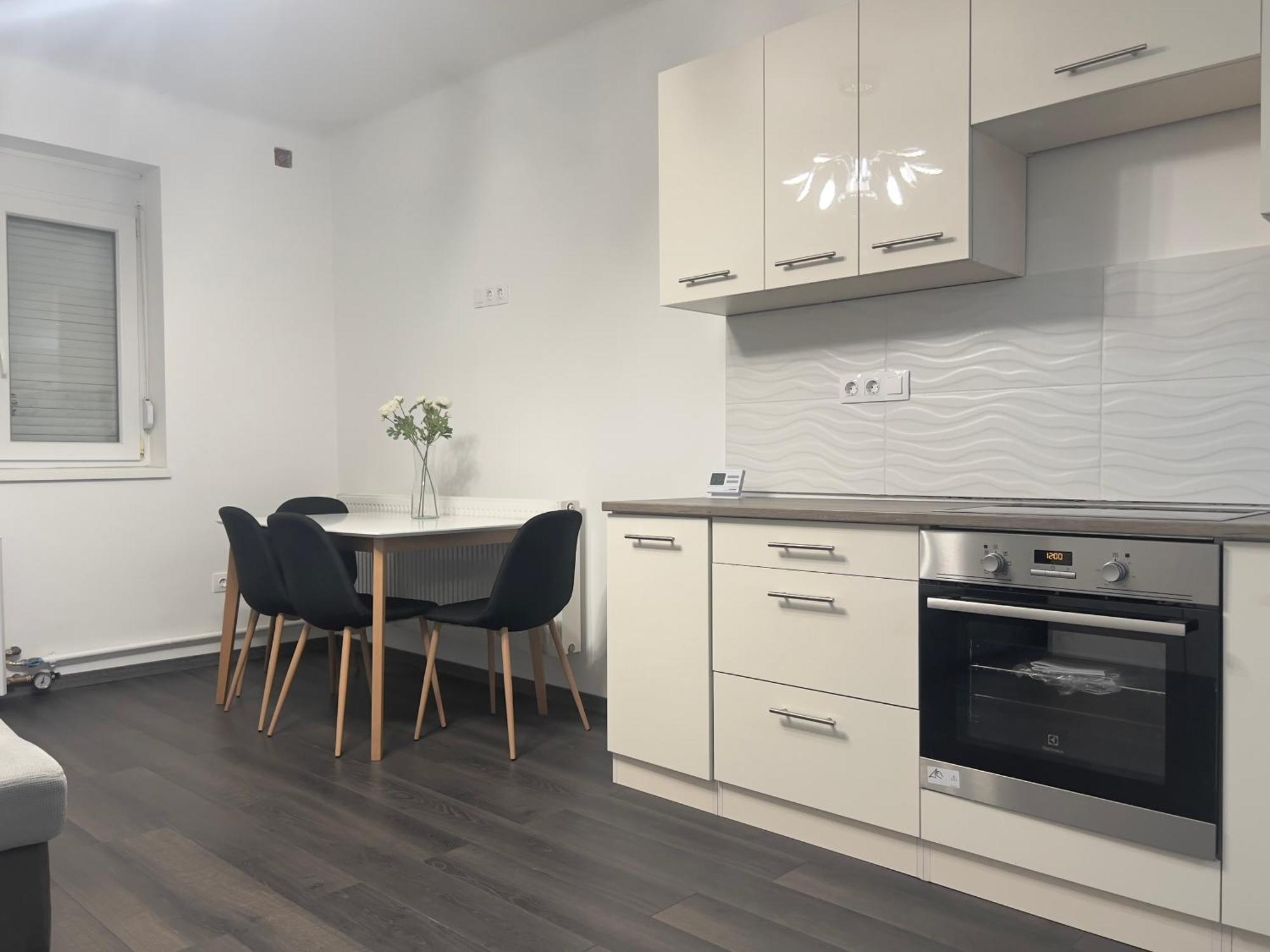 Pecsiapartmanok - K2 Apartman Екстер'єр фото