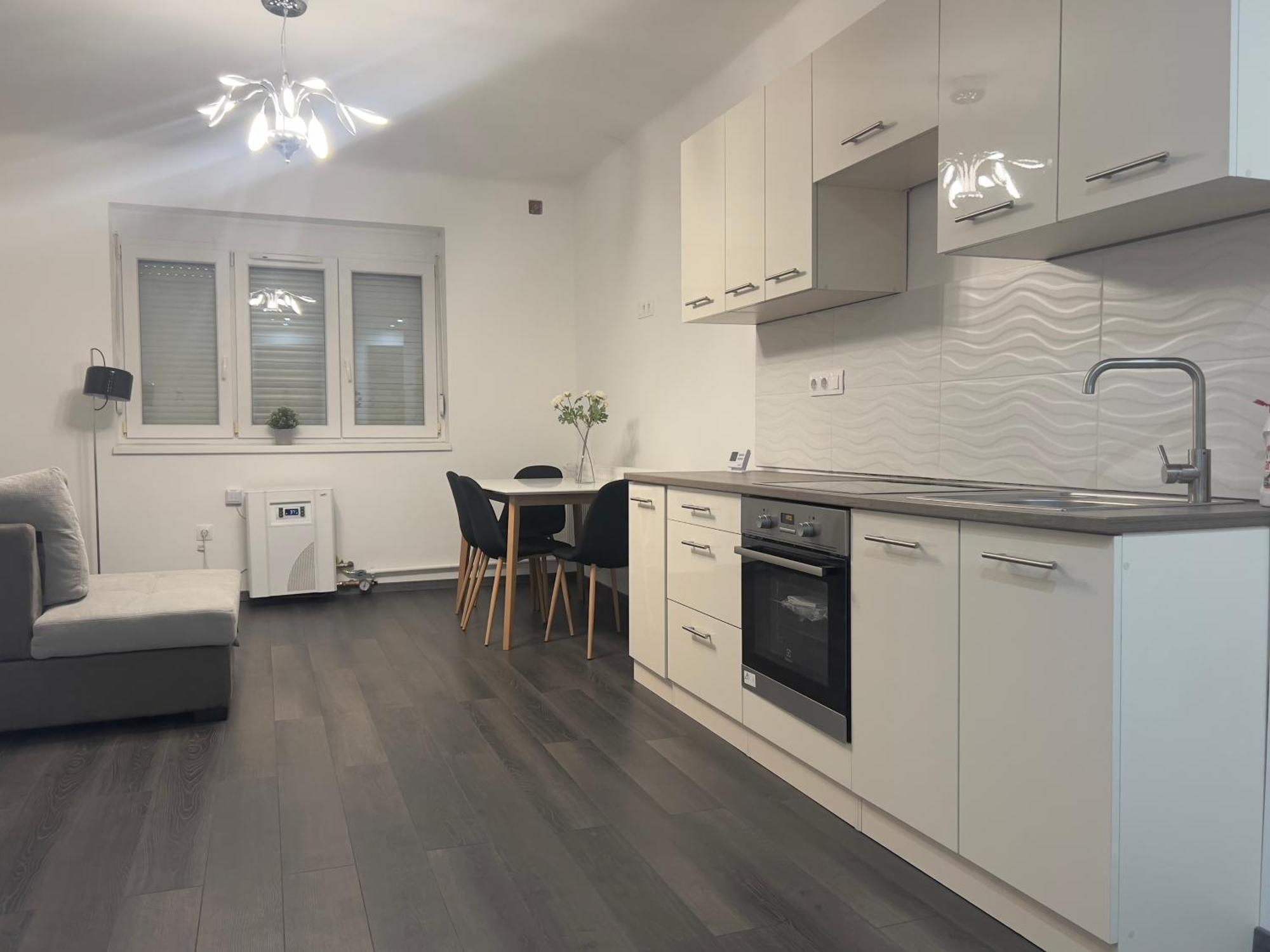 Pecsiapartmanok - K2 Apartman Екстер'єр фото